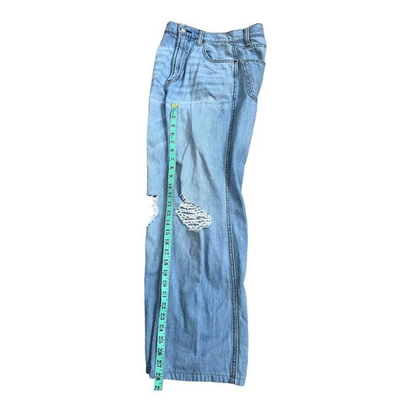 Arizona Juniors Women’s Highest Rise Ripped Straight Leg Jean Size 3 | Length 28 - Picture 3 of 6